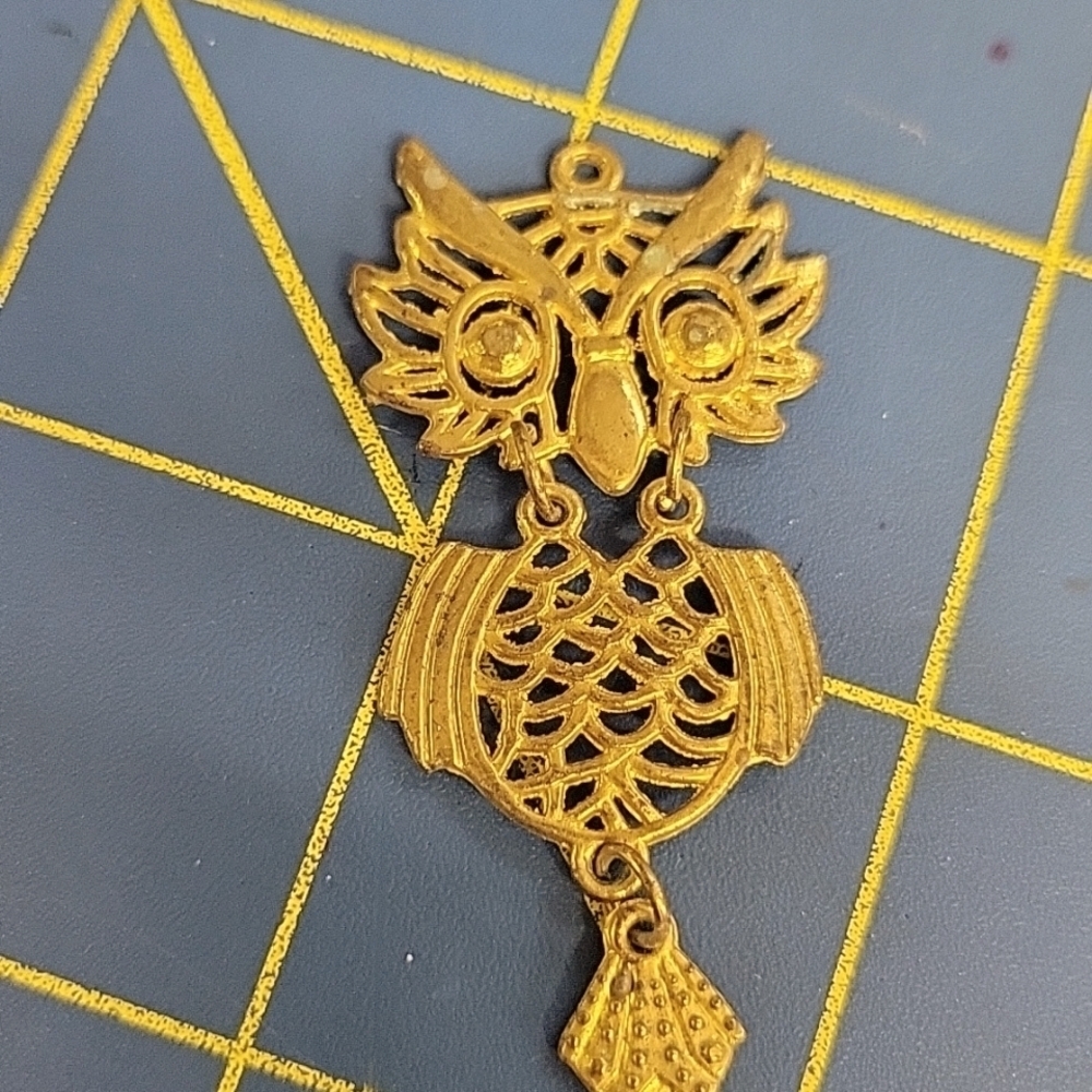 Owl Gold Tone Necklace Charm 2"